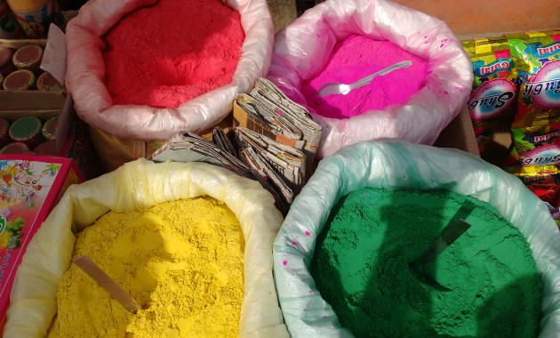 colors for holi