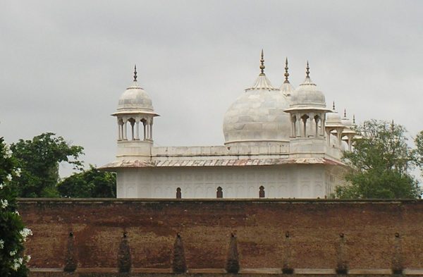 White Marble Moti Masjid