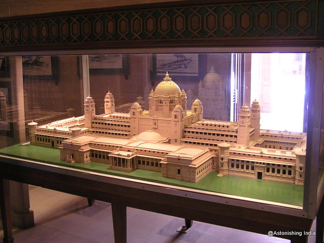 Scaled model of the palace