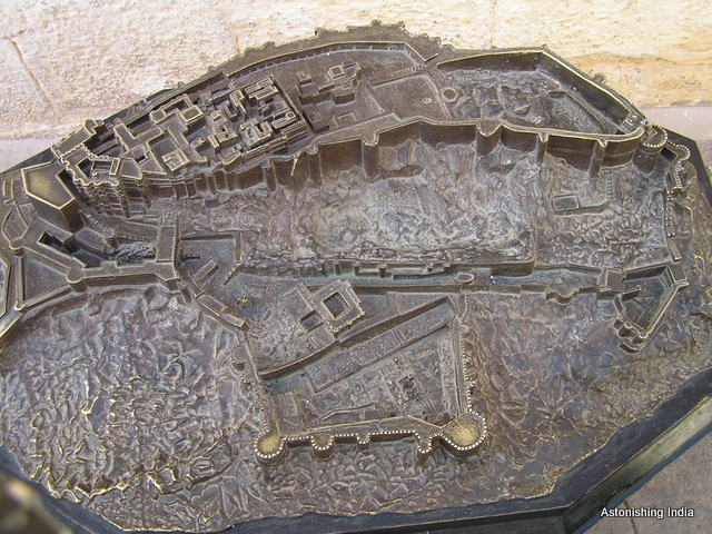 Fort model casted in metal