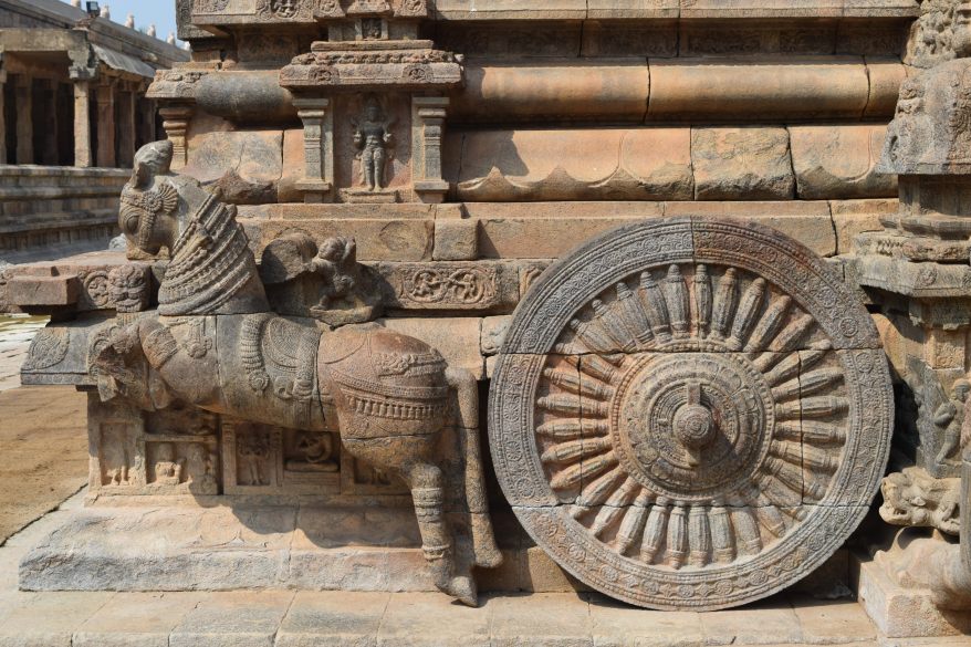 Wheels and horse of chariot like mandapam