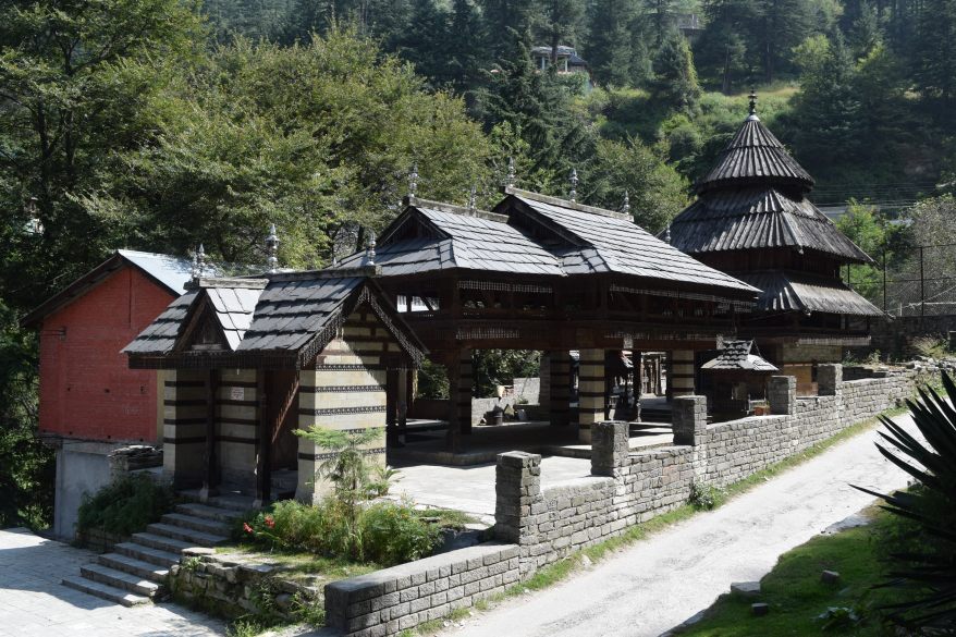 Trikuta temple by the road side
