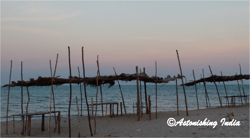 Done for the day...empty eateries