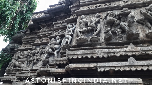 Wall sculptures of temple