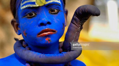 Behrupiya (lord Shiva), Chitrakoot ghats, Uttar Pradesh, India. (Photo by: IndiaPictures/UIG via Getty Images)