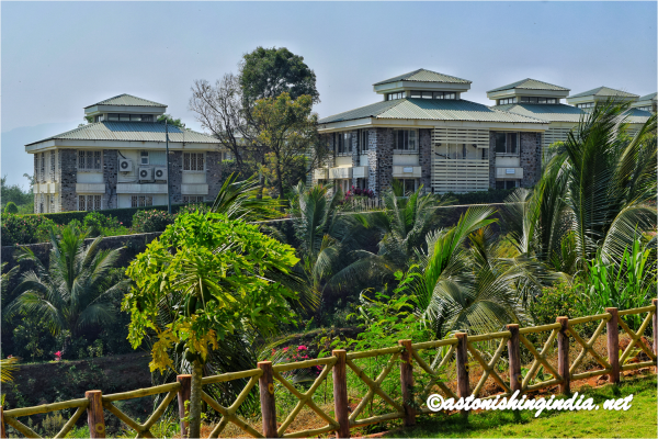 Cottages for resort guests, each with four independent rooms