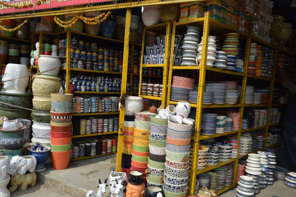 Shop selling ceramic pots pans and planters 